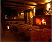 Imagen del comedor de la cabaña en Mendoza.