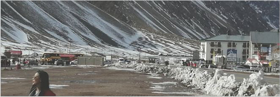 Imagen de tour a alta montaña con nieve